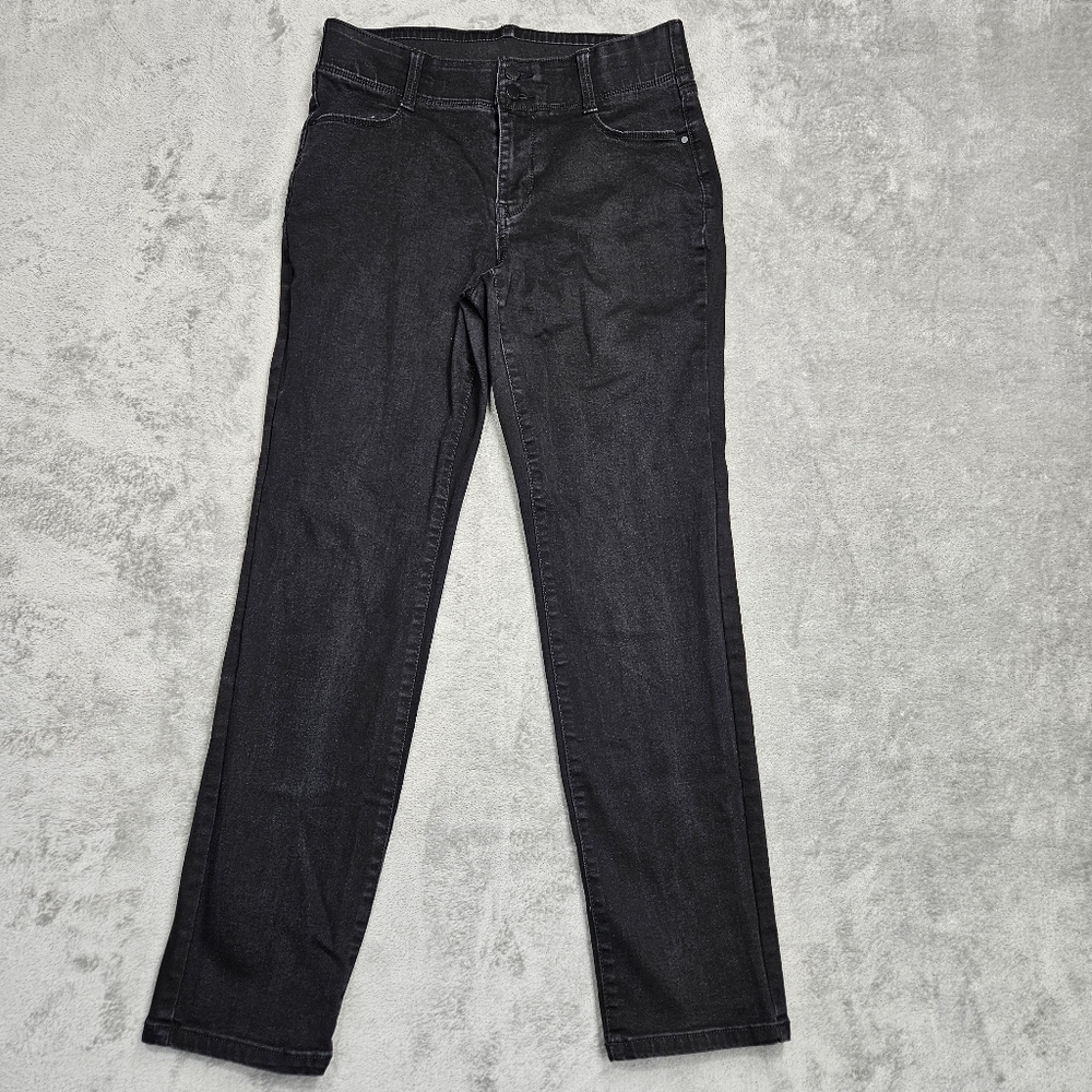 Nine West Black High Rise Straight Leg Jeans Size 8 Stretch Denim Excellent Cond